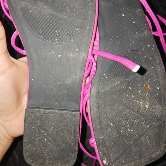 Women Fuschia Pink Lace Up Flat Sandals - Picture 8 of 10